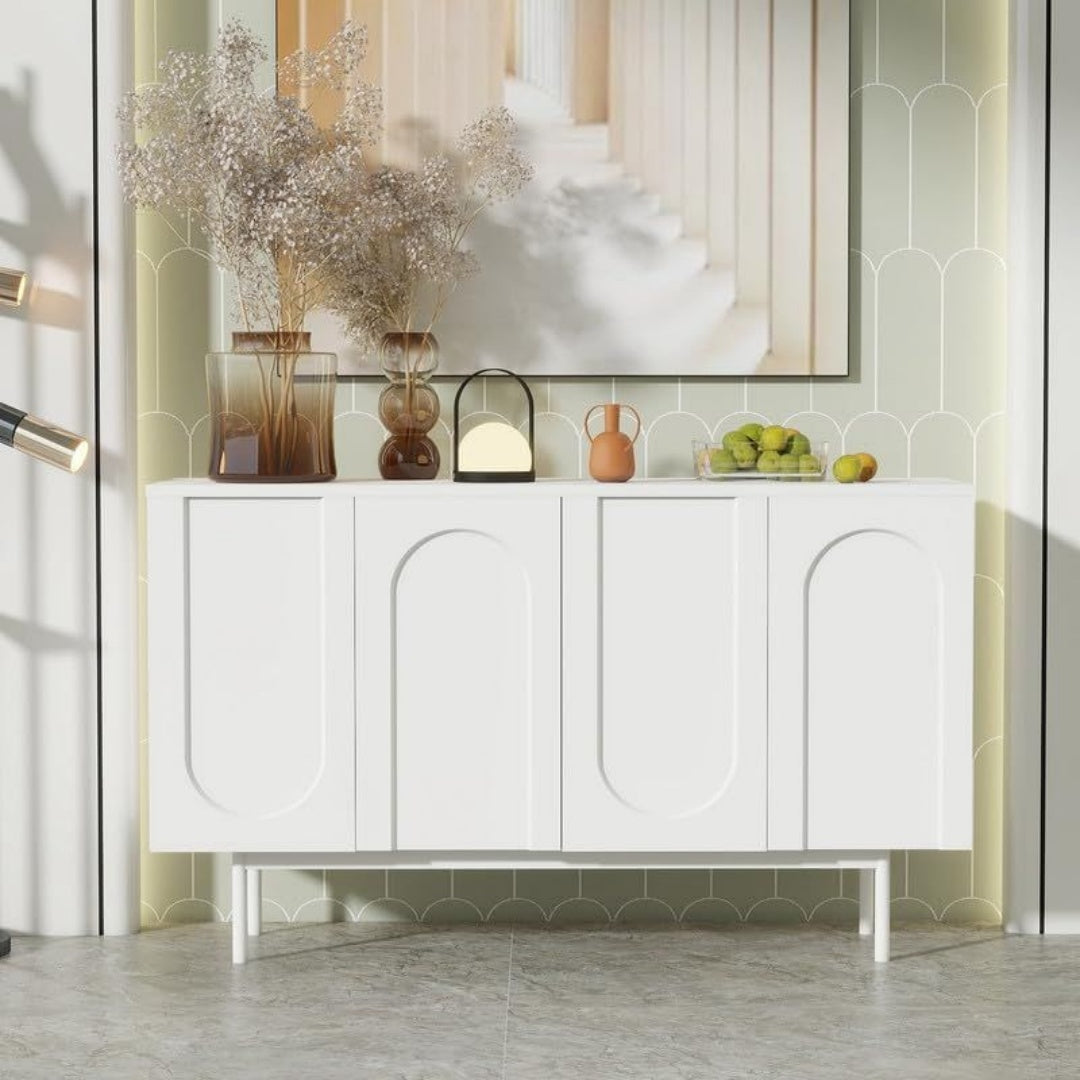 Une touche de caractere, buffet avec portes, a l'aspect bois dans un ton noir et chene