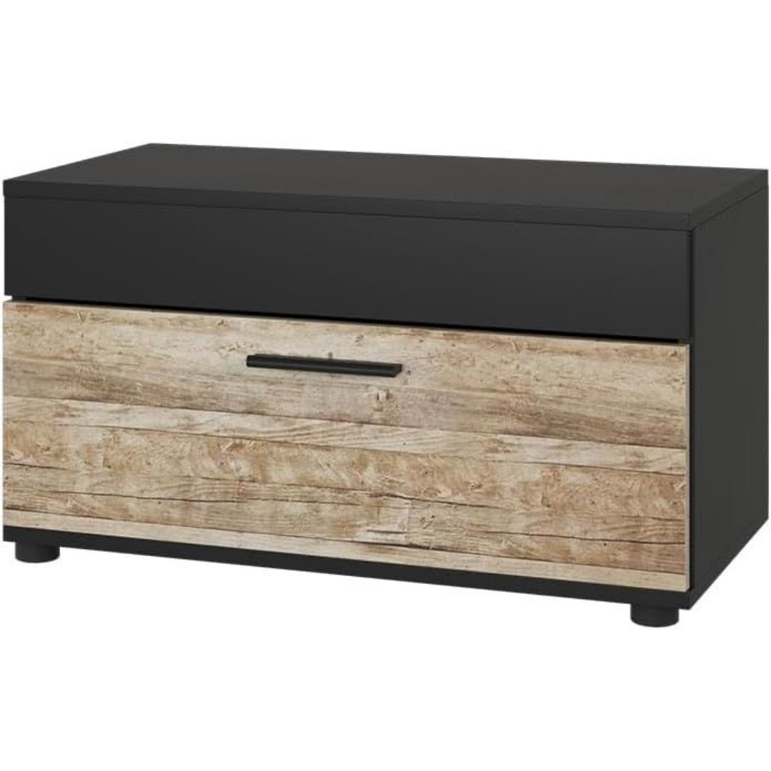 Le charme du rangement avec ce buffet aux lignes soignees, coloris noir et chene
