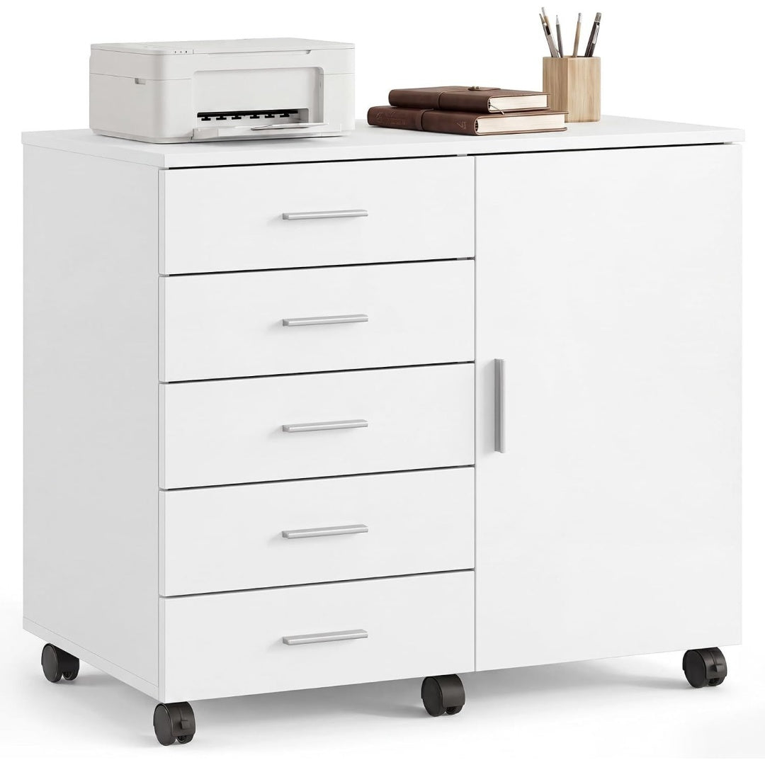 Pour un interieur harmonieux, buffet avec portes, avec etageres en finition blanc